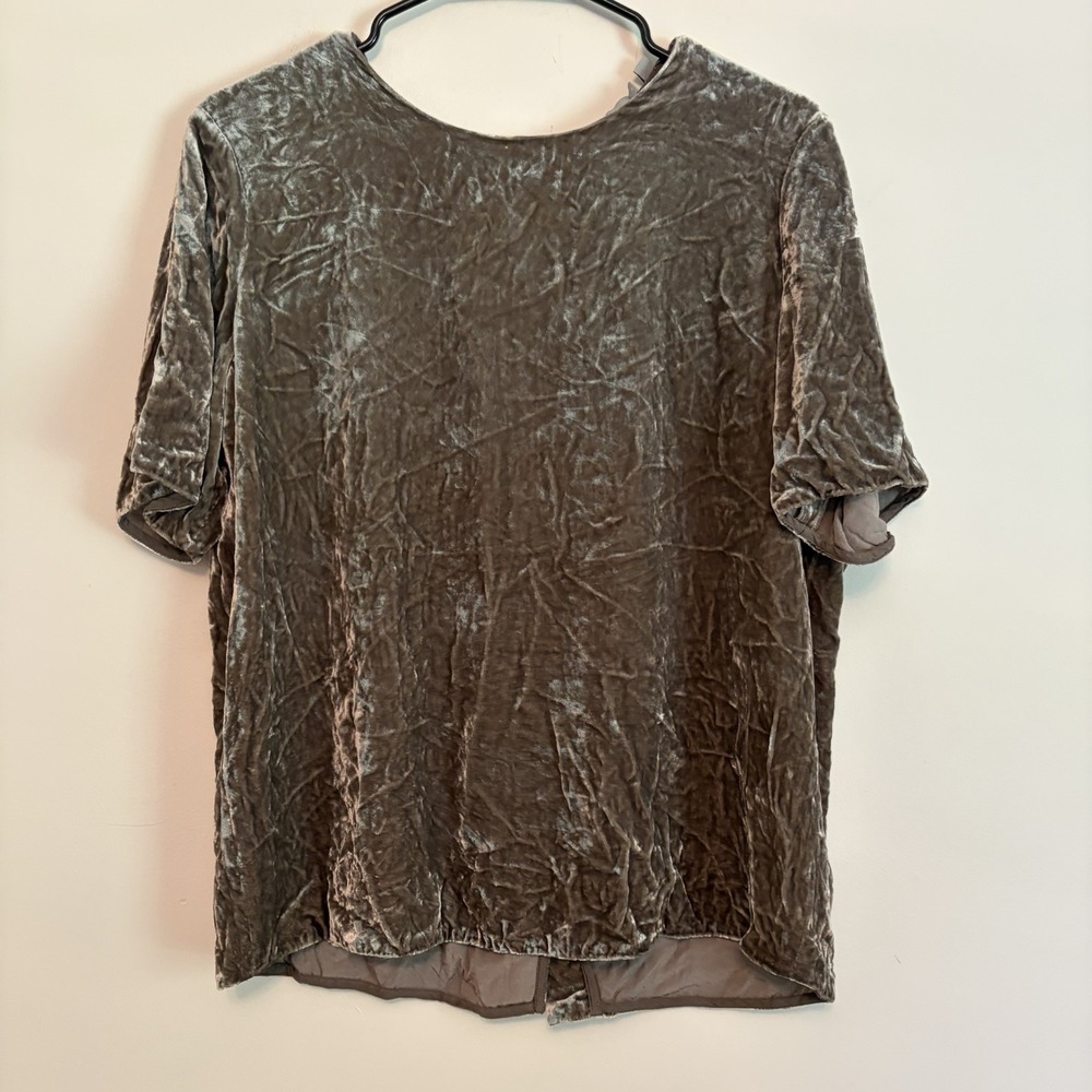 Vince Silk Blend Crushed Velvet‎ Green Short Sleeve Blouse Medium Luxury Elegant
